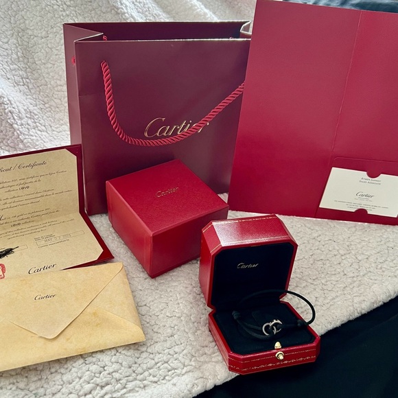 Cartier White Gold & Black Ceramic 4 Diamond
Love Cord Bracelet - Picture 12 of 15